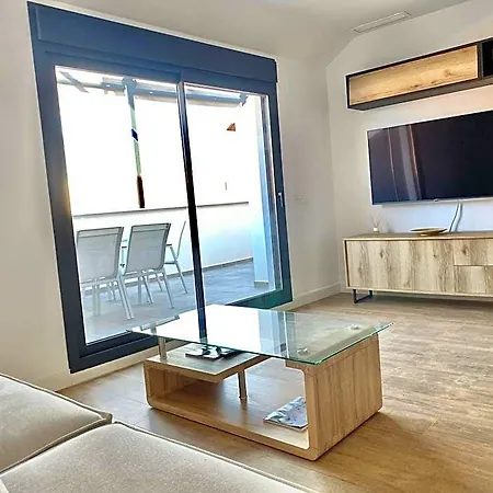 Luxury Penthouse With Pool Near 아파트 *