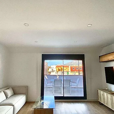 Luxury Penthouse With Pool Near 푸엔히롤라