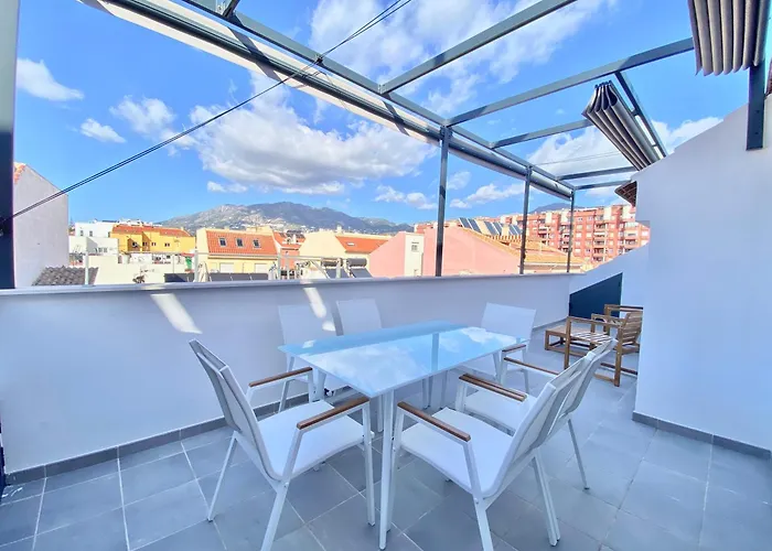 Luxury Penthouse With Pool Near Aparthotel