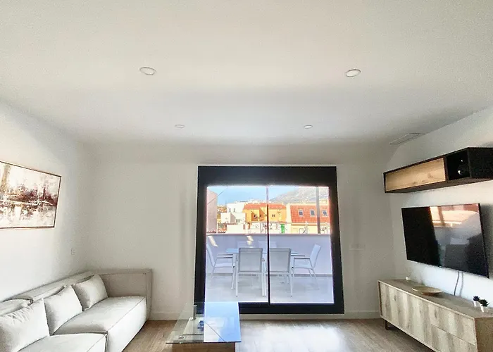 شقة فندقية Luxury Penthouse With Pool Near فوينخيرولا