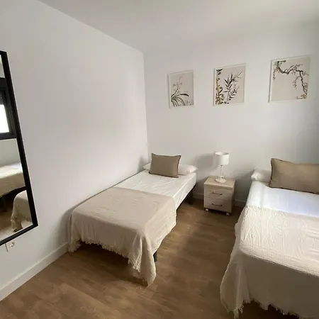 Luxury Penthouse With Pool Near 公寓式酒店 丰希罗拉