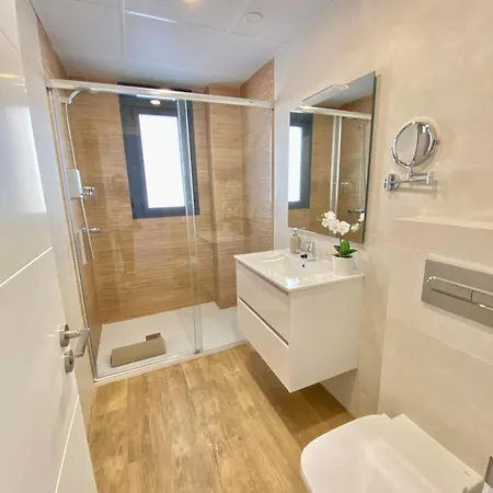 Luxury Penthouse With Pool Near Lejlighedshotel 3*