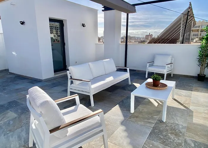 Luxury Penthouse With Pool Near